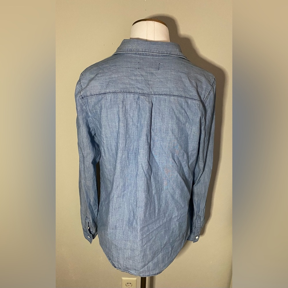Old Navy Chambray button down shirt - Picture 3 of 11
